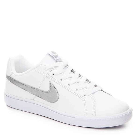 nike women's court royale shoes